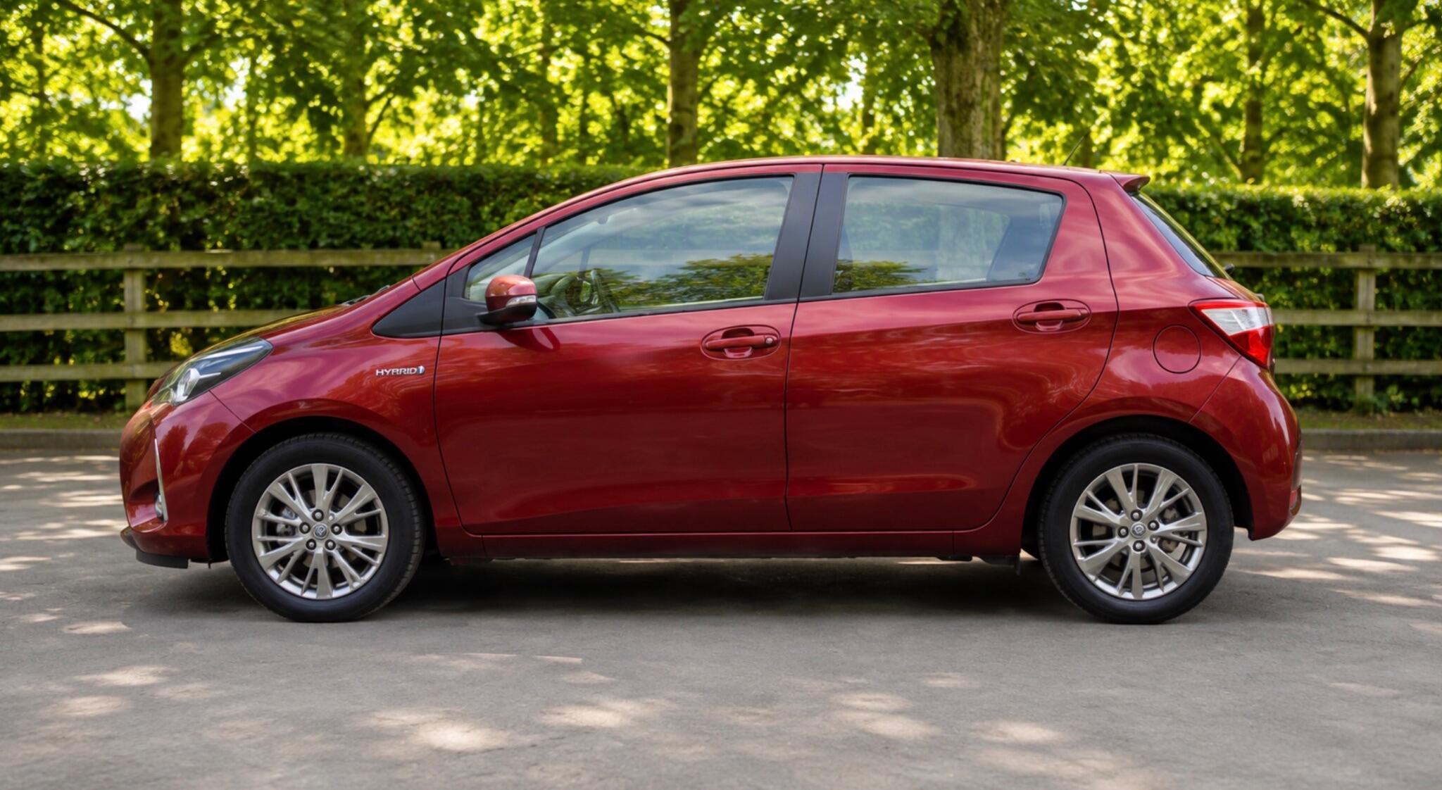 2017 Toyota Yaris — photo 17